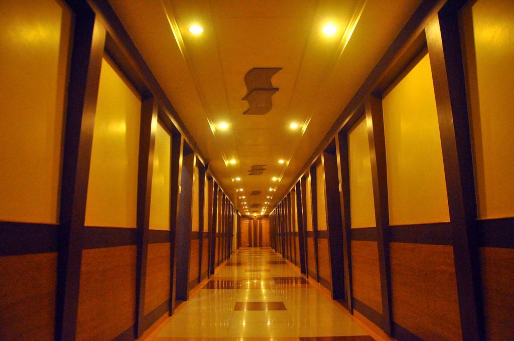 Hotel Evershine Райкот Екстериор снимка